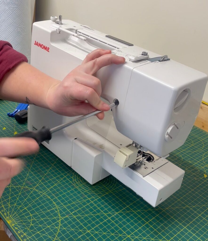 Fault finding and repairs on a sewing machine